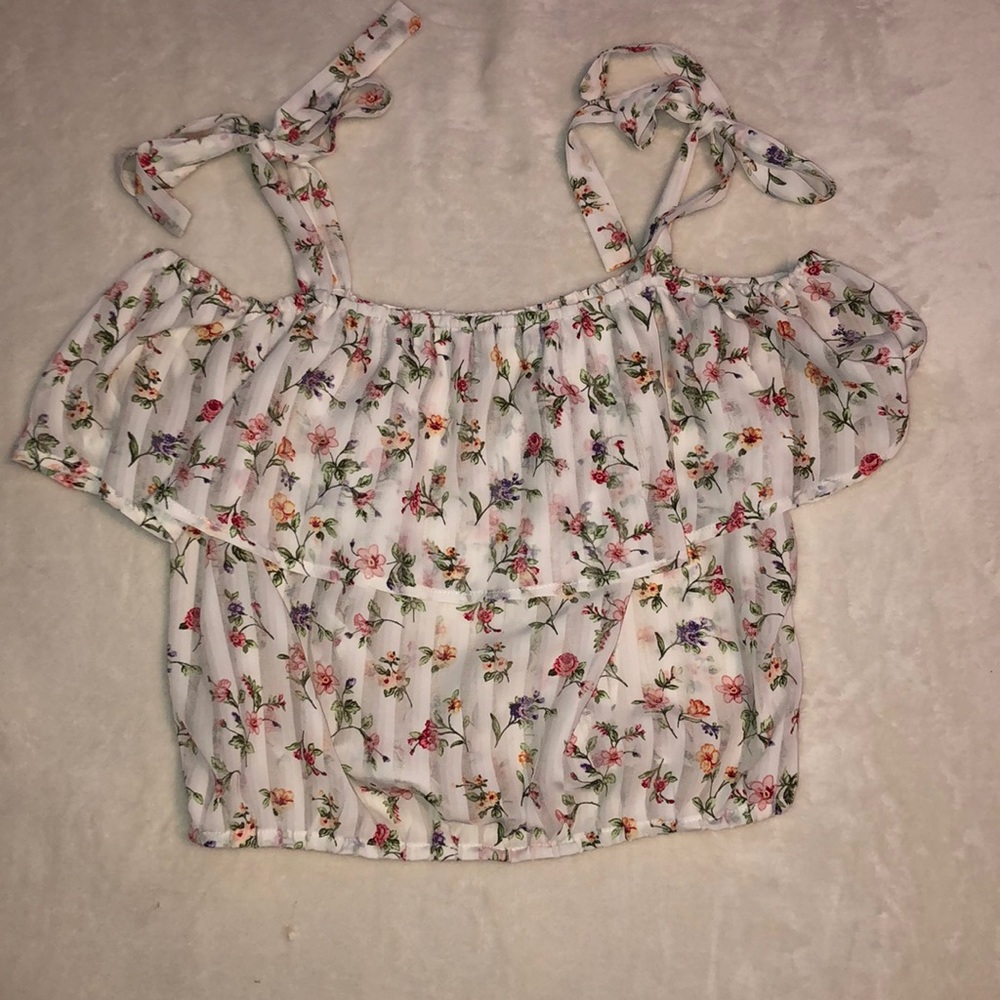 Forever 21 Flowered Crop Top